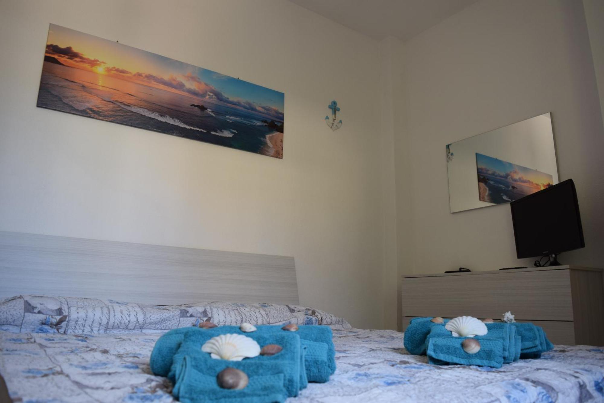 Appartamento Vista Mare A La Maddalena La Maddalena  Kültér fotó
